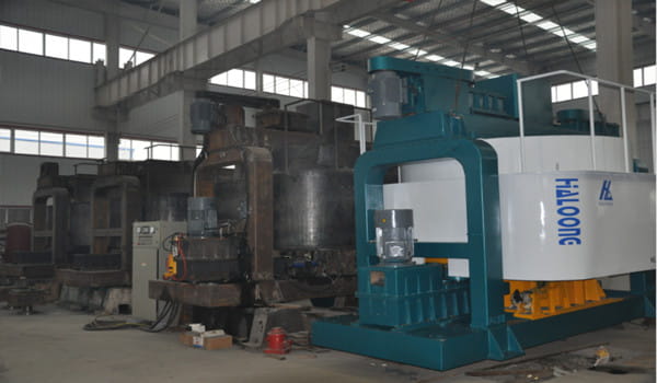 华隆混砂机侧面图