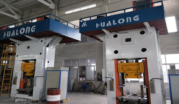 电动螺旋压力机